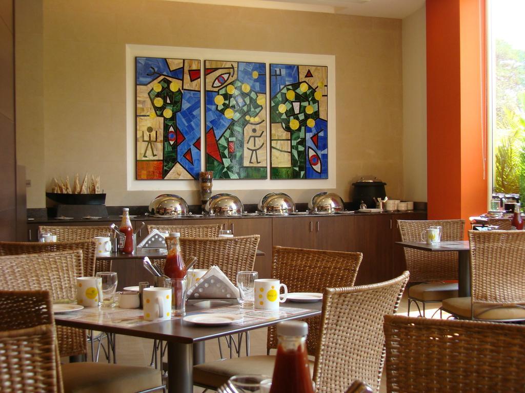 Lemon Tree Hotel Čennai Exteriér fotografie